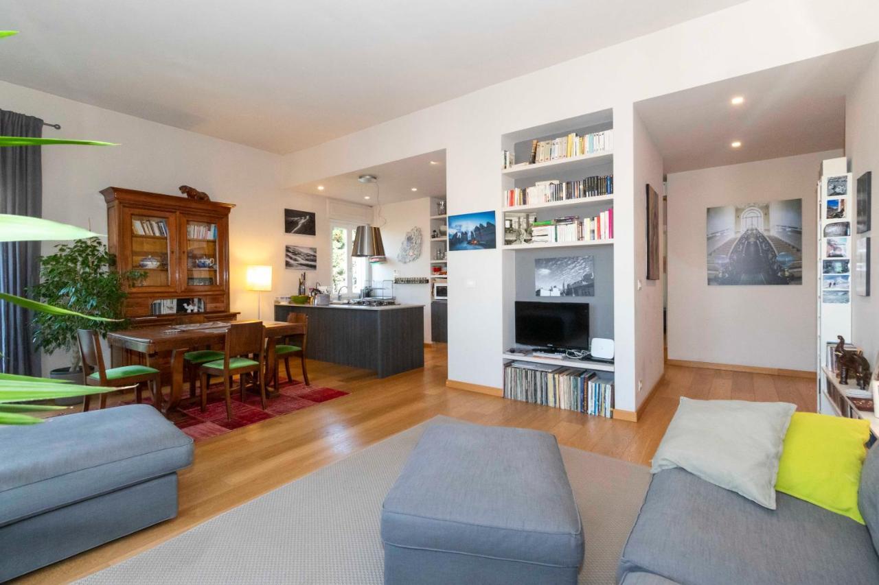 Charming Apartment With Parking! Turin Exterior photo