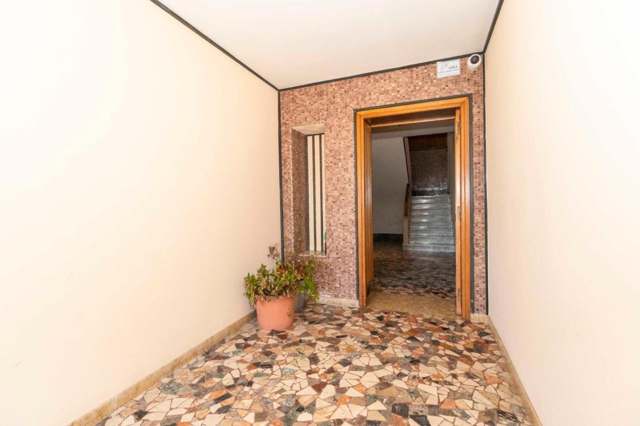 Charming Apartment With Parking! Turin Exterior photo