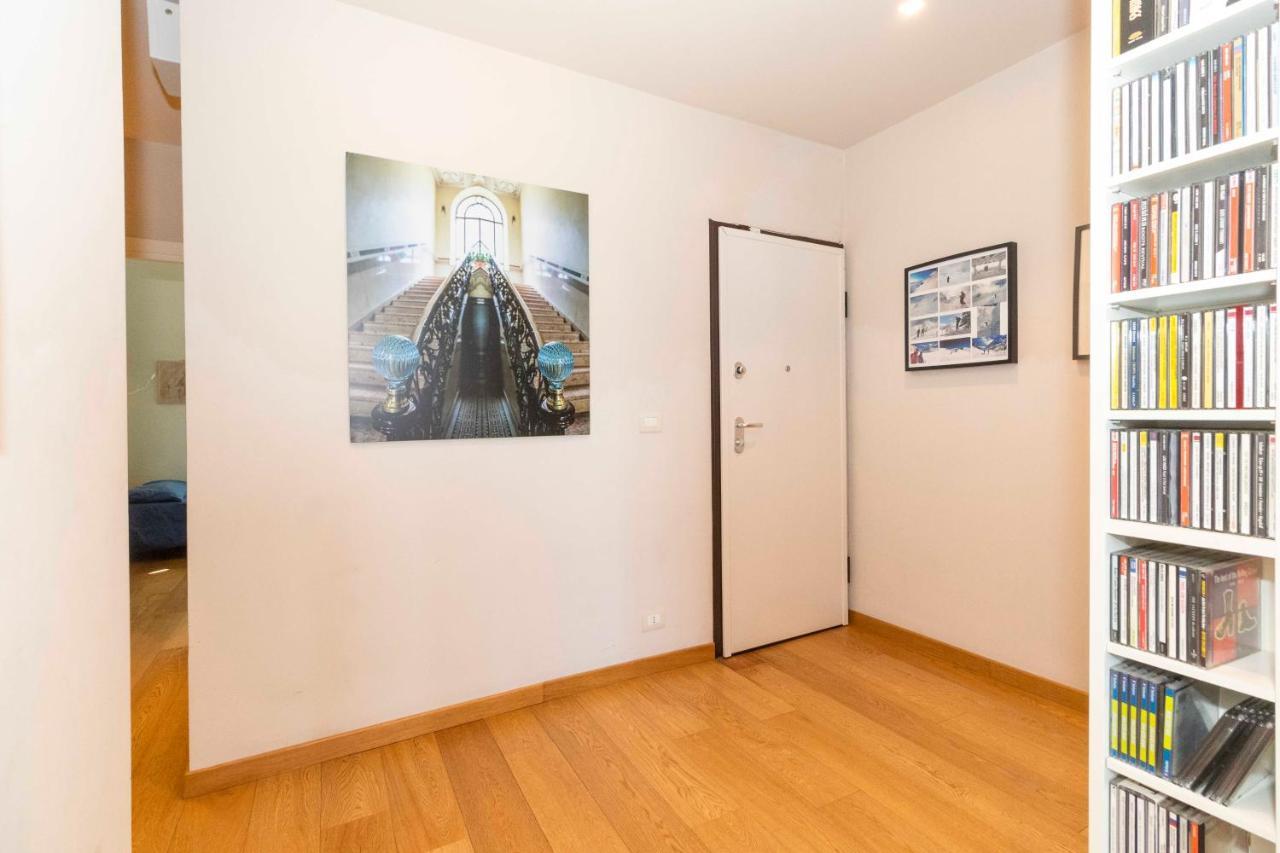 Charming Apartment With Parking! Turin Exterior photo